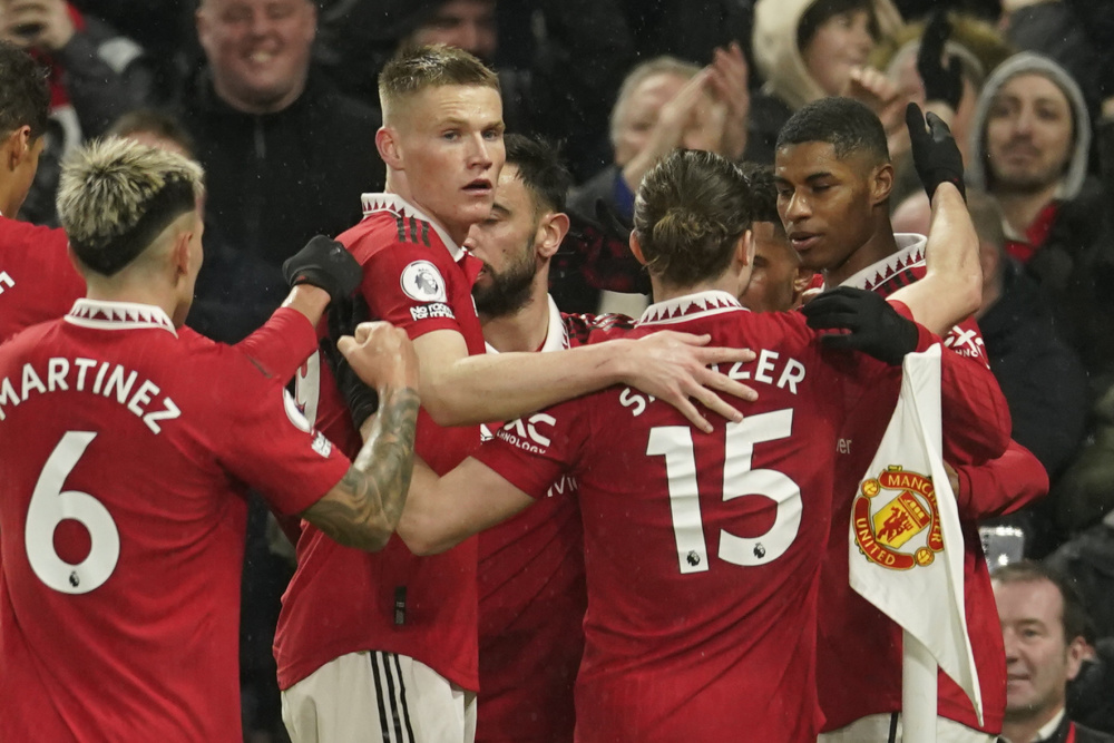 他们之间的 他们之间的